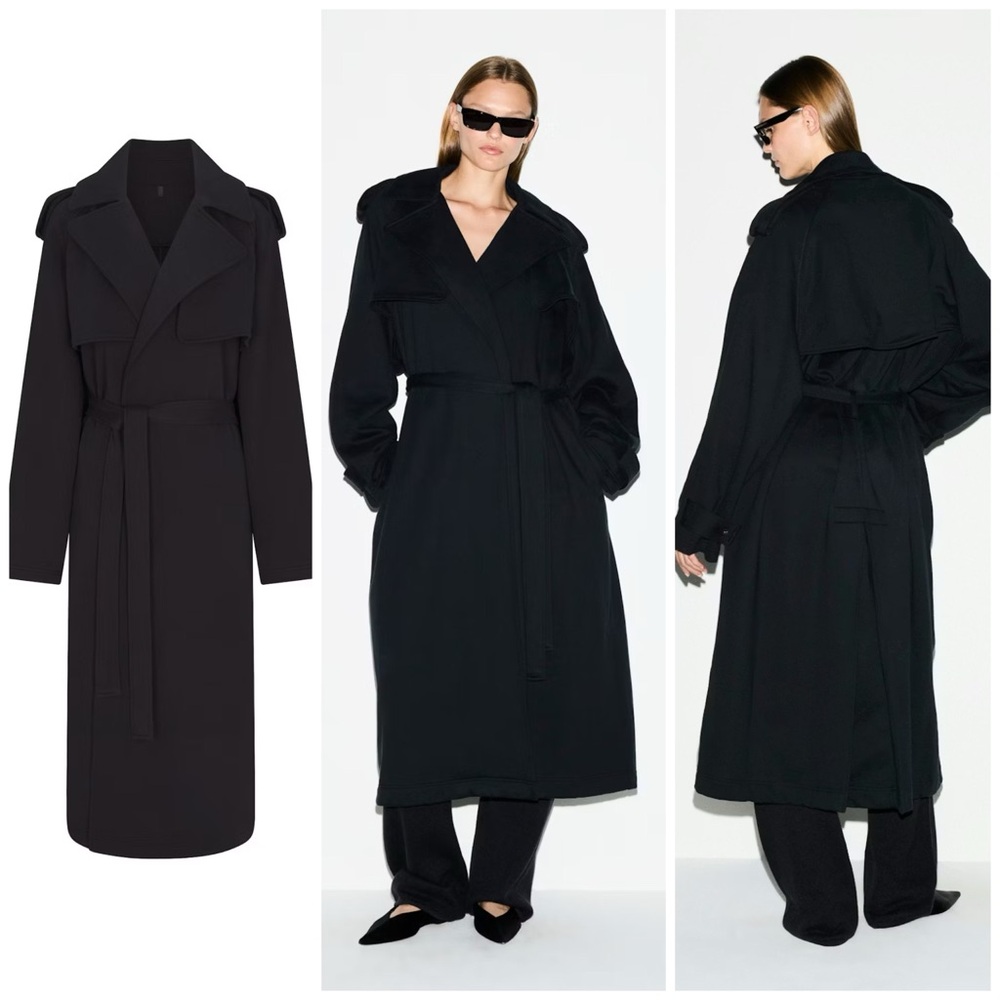 Skims Oversized Trench Coat In Boyfriend Fleece